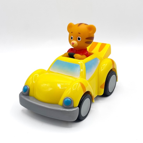 Daniel Tiger Figure Vehicle Yellow Car 2017 Jakks Pacific Nick Jr PBS 6in - Picture 1 of 11